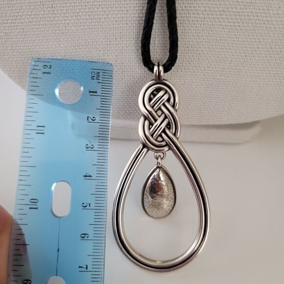 Necklace Black Leather & Silver Tone Metal Pendant Necklace #0343 - Picture 5 of 13